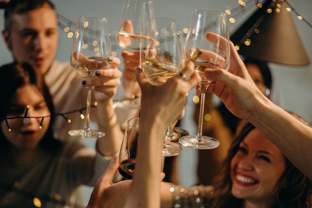 Read more about the article How To Be An Exceptional Host: House Party Etiquette​