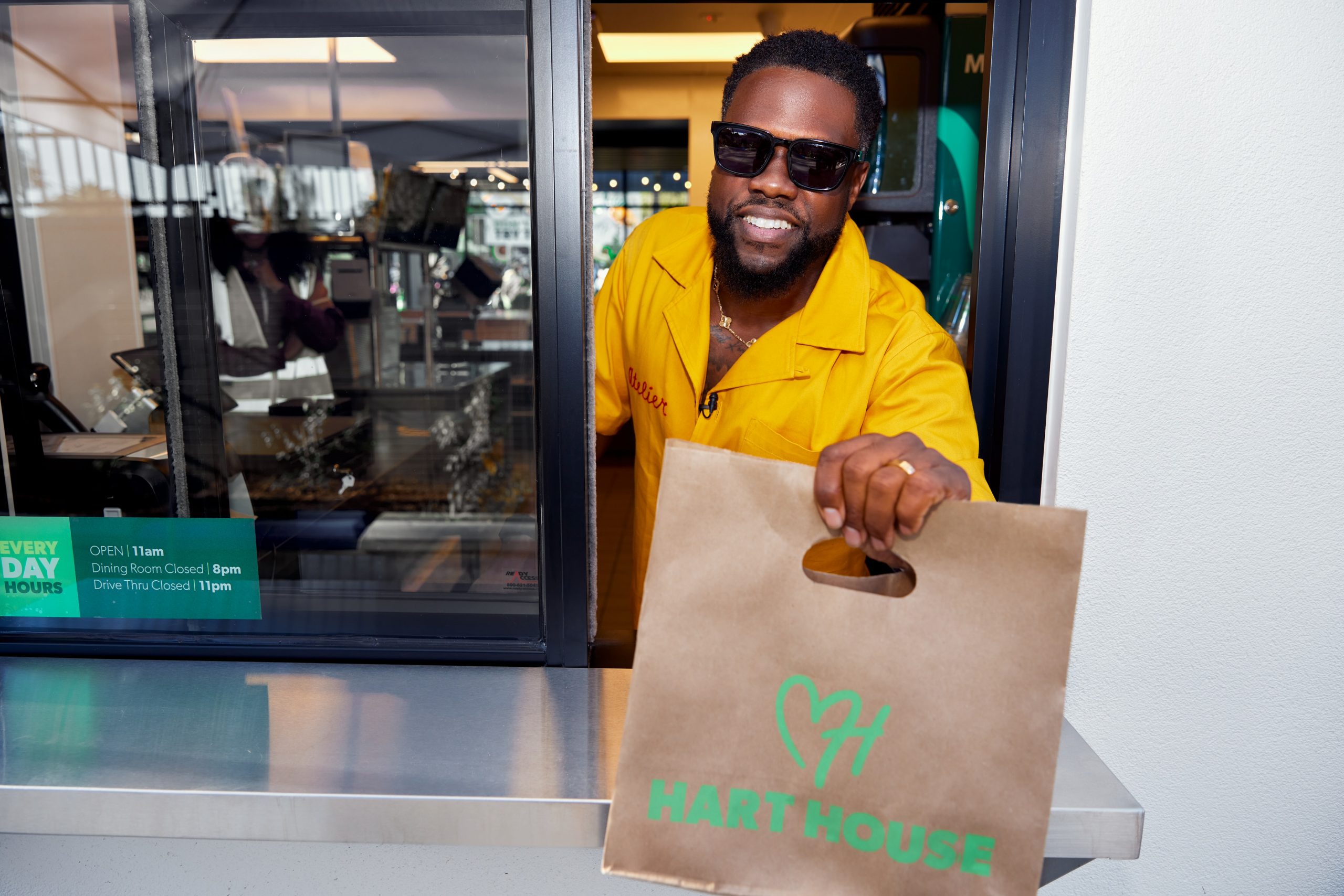 Read more about the article Kevin Hart’s Plant-Based Quick Service Restaurant Hart House Opens in Hollywood