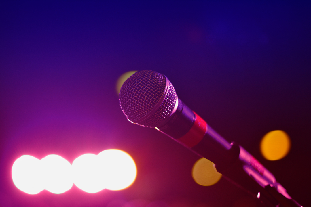 Read more about the article Sing Your Heart Out: 7 LA Karaoke Bars To Visit This Weekend