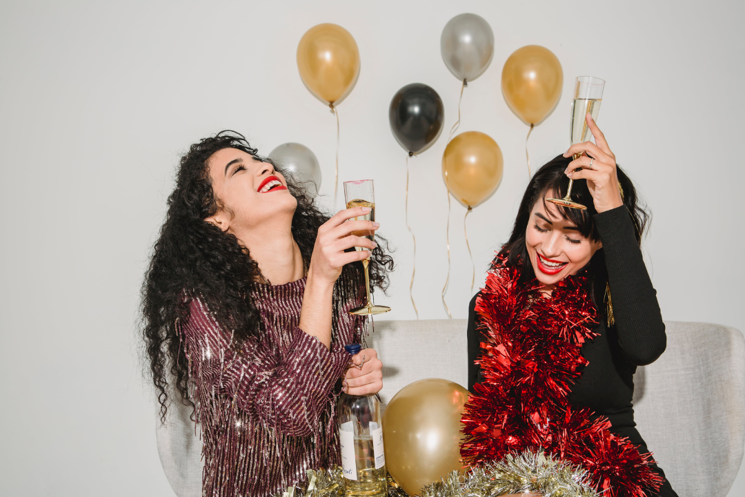 Read more about the article Beyond The Bubbles: Unique Drink Ideas For New Year’s Eve