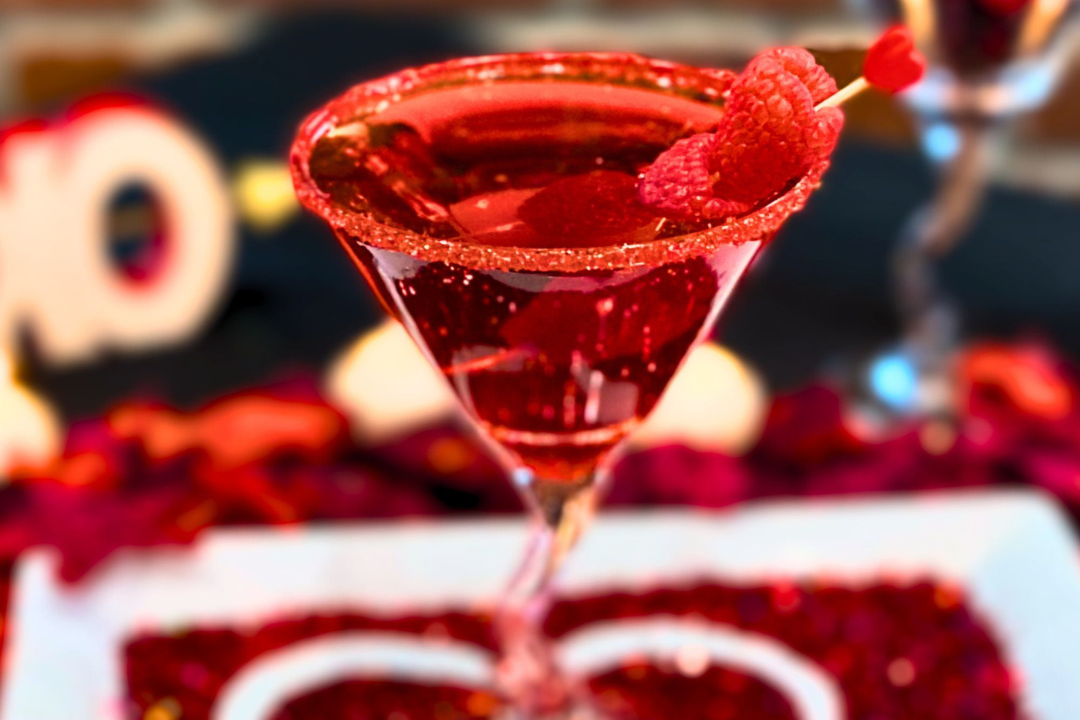 Read more about the article Pour Your Heart Out: 12 Cupid-Approved Cocktails For Valentine’s Day