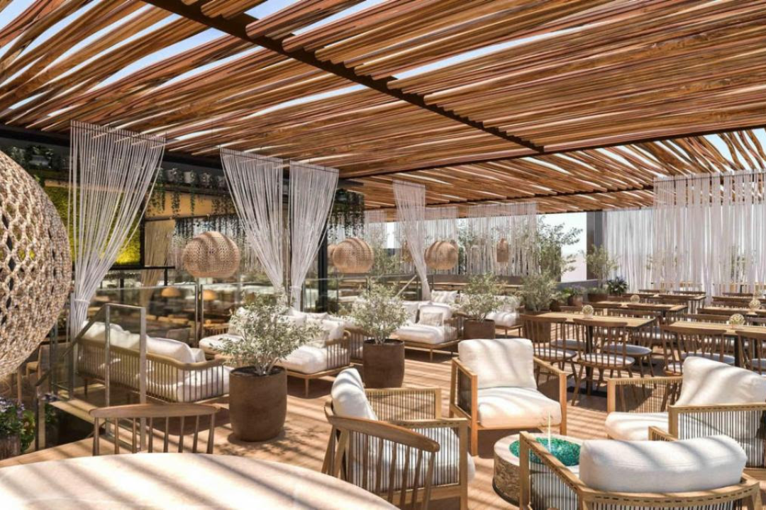 Read more about the article Why LouLou Rooftop Restaurant & Lounge Is THE Place To Be This Spring