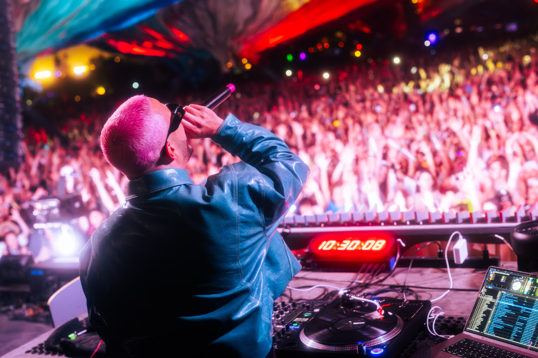Read more about the article DJ Snake, TroyBoi & More Play Surprise Sets At Do LaB Stage During Coachella Weekend 2