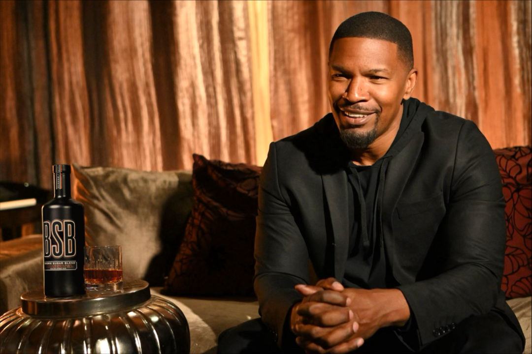 Read more about the article Jamie Foxx Unveils BSB Whiskey