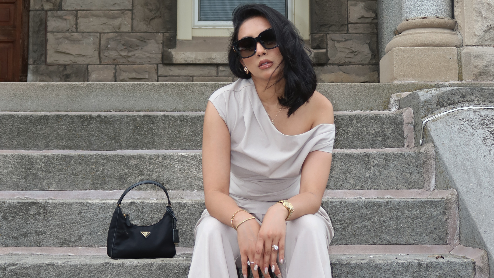 Read more about the article How Rashna Kutwaroo Turned Winged Liner and Real Talk Into a Global Empire
