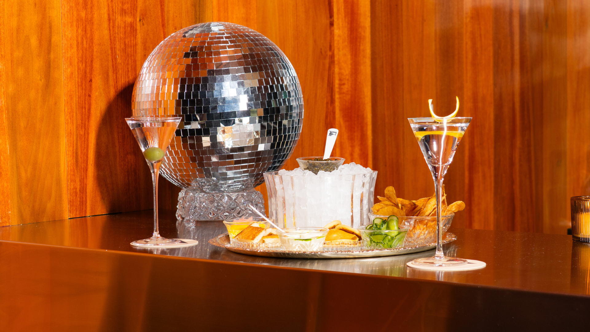 Read more about the article The Centerfold Cocktail: My Night at Pearl Box with Holiday Vodka