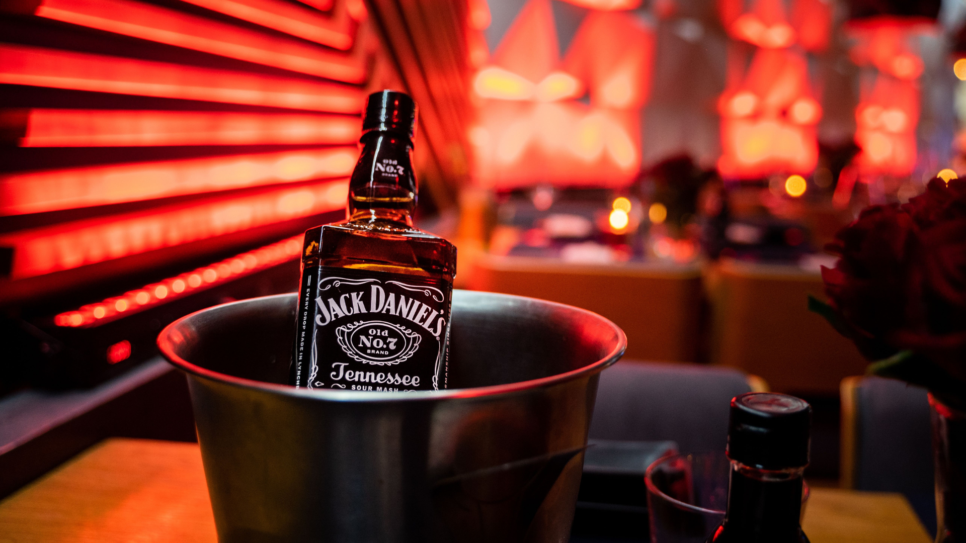 Read more about the article I’m a Nightlife Editor Who Only Drinks Jack Daniel’s. My Go-To Drink Is Becoming a Rare Find